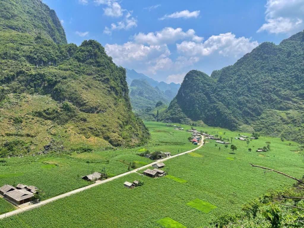Thuy Anh Hotel Hà Giang Zewnętrze zdjęcie