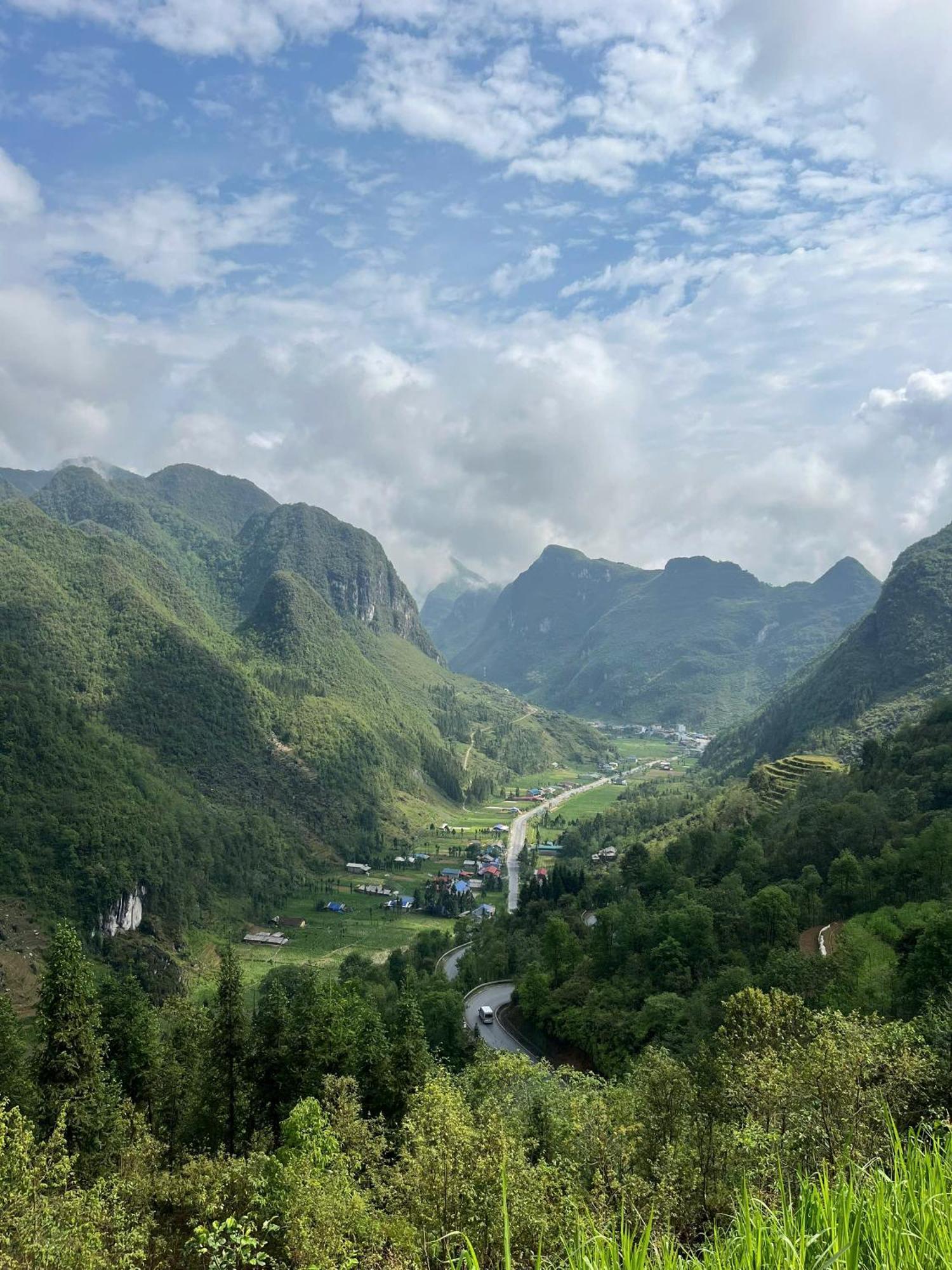 Thuy Anh Hotel Hà Giang Zewnętrze zdjęcie