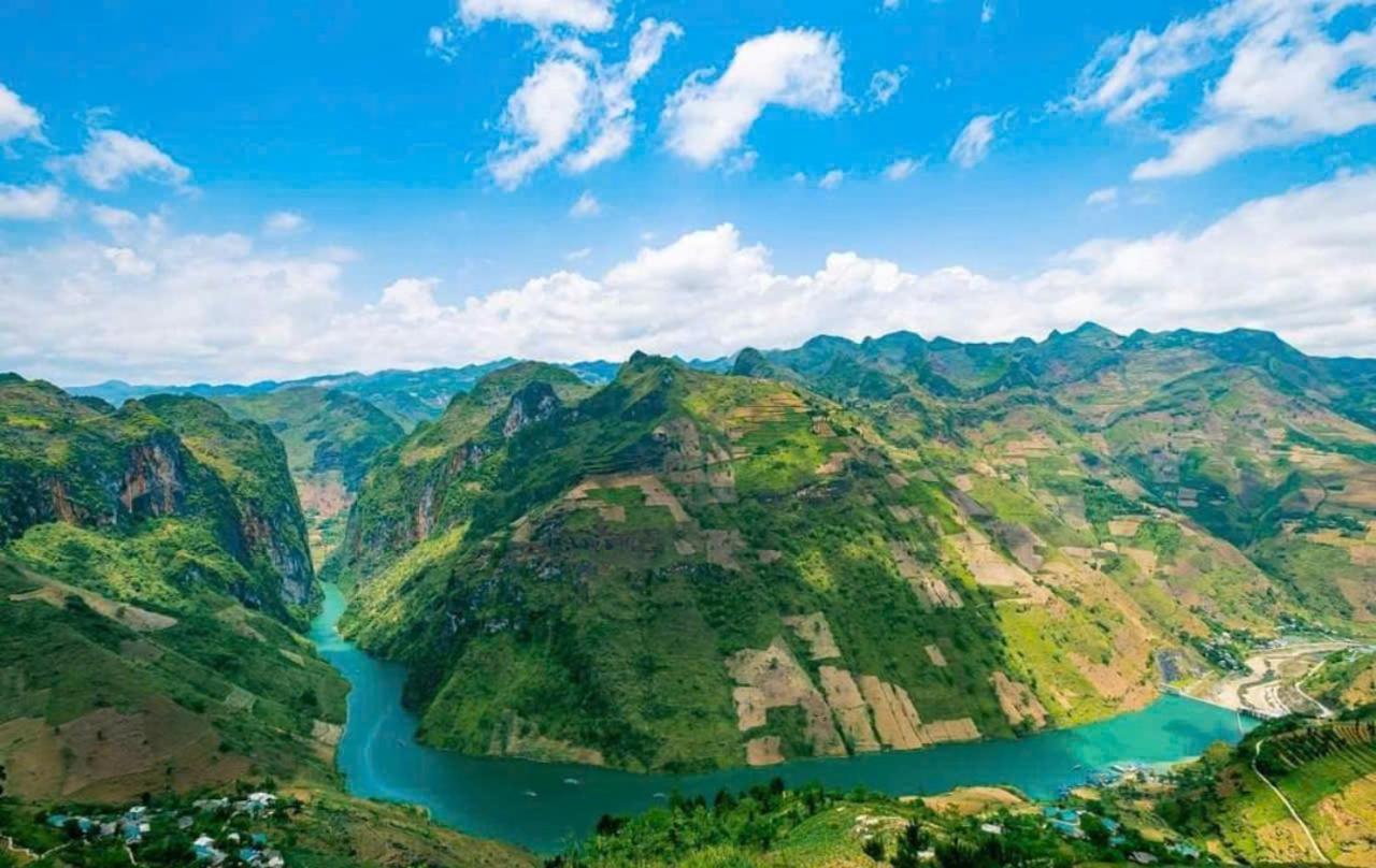 Thuy Anh Hotel Hà Giang Zewnętrze zdjęcie